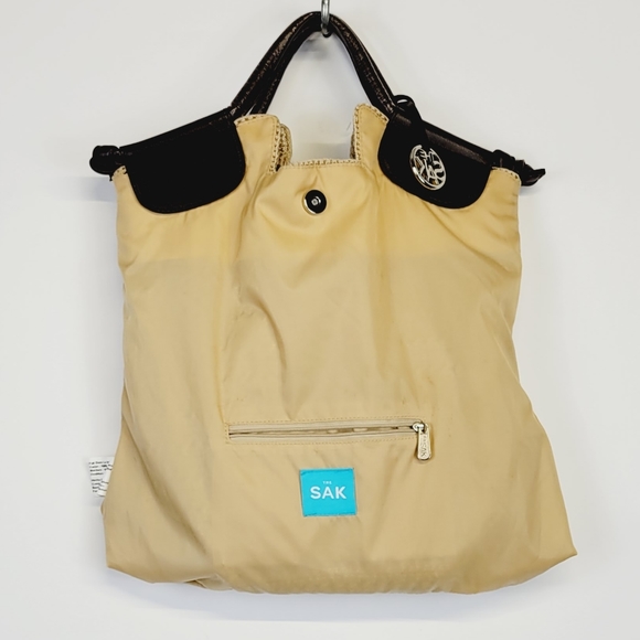 SEE NEW LISTING The Sak Crochet Knit Crossbody Pocketbook - Picture 12 of 13